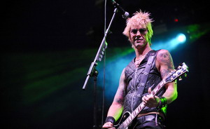 Duff McKagan（达夫·麦卡甘）