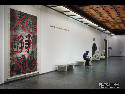     经过一年多的布展筹备，名为'Ink Art: Past as Present in Contemporary China'的大都会艺术博物馆水墨大展终于揭开序幕。展览被分为四个主题：文字、新风景、抽象、以及画笔外的艺术。不同于以往大都会博物馆呈现的传统书画乃至现代艺术展览，展览并没有明确的起点和终点。展览的大部分作品陈列于书画展厅。图为谷文达《遗失的王朝》系列展示现场。